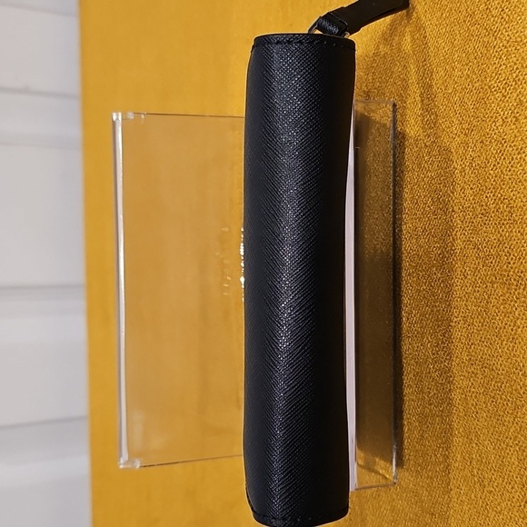 Kate Spade Camerson Black Saffiano Leather Medium Bifold Wallet - Like New - Picture 5 of 10